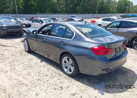 2018 BMW 330I z USA, uszkodzony, nr VIN WBA8B9C55JK676715